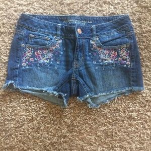 American Eagle Mid Rise Shorts